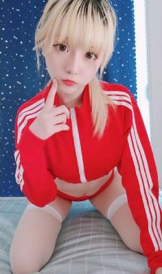 动漫人物互相差差_BD韩语高清完整版