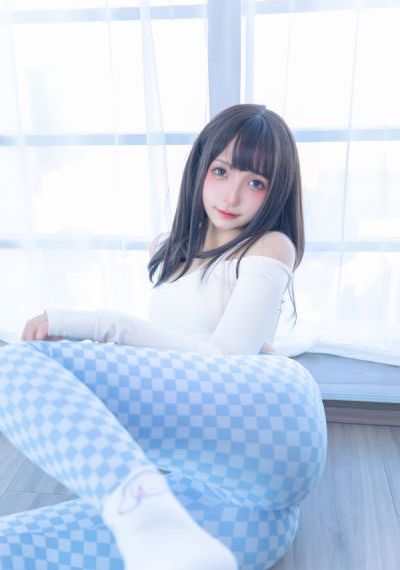 女大学生的沙龙室免费观看_蓝光日韩电影在线
