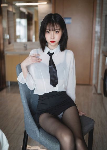 老师的丰满大乳奶免费观看_BD国语免费电视剧