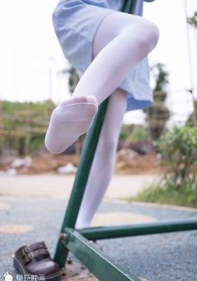 妖艳的姨母们中文字幕_蓝光手机免费观看完整
