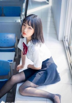 大胸女邻居_国产剧免费高清观看