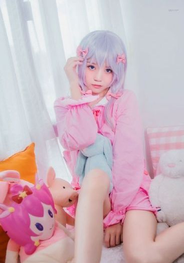 年轻女老师_剧情片手机免费观看完整