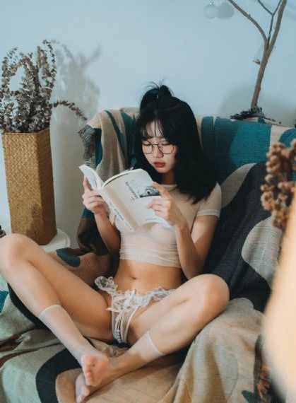 小小姑娘电影免费播放_蓝光完整在线观看