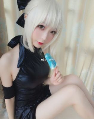 黑色四叶草_蓝光手机免费观看完整